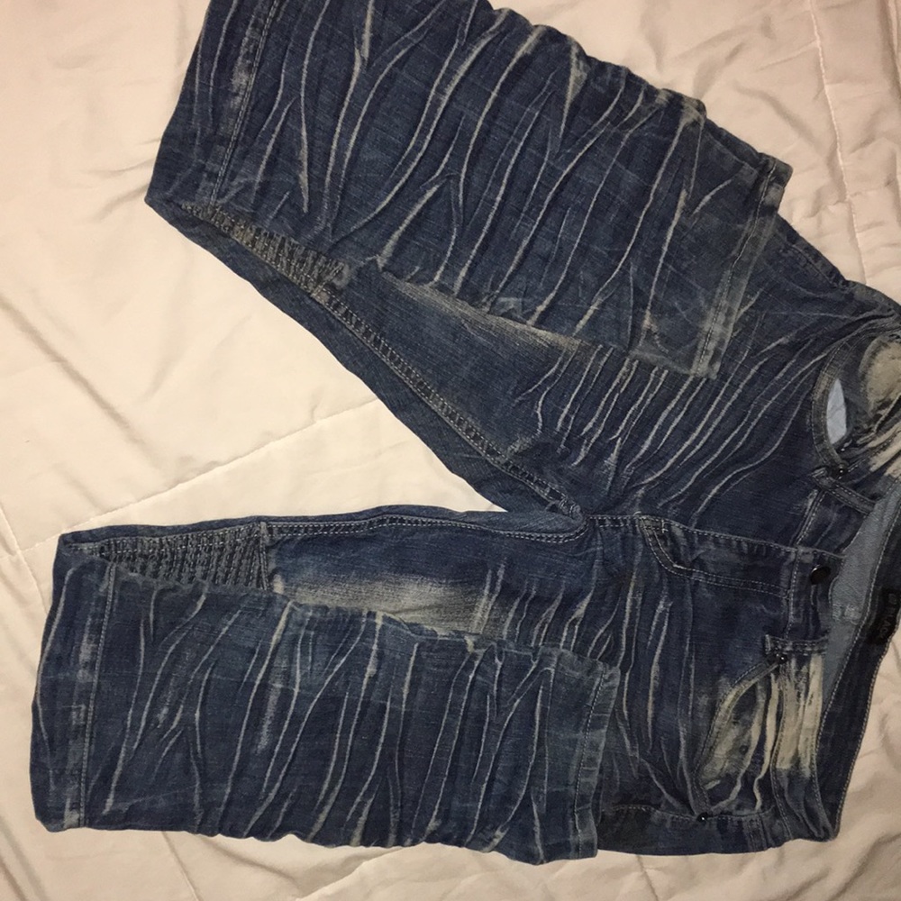 Distressed men’s denim pants